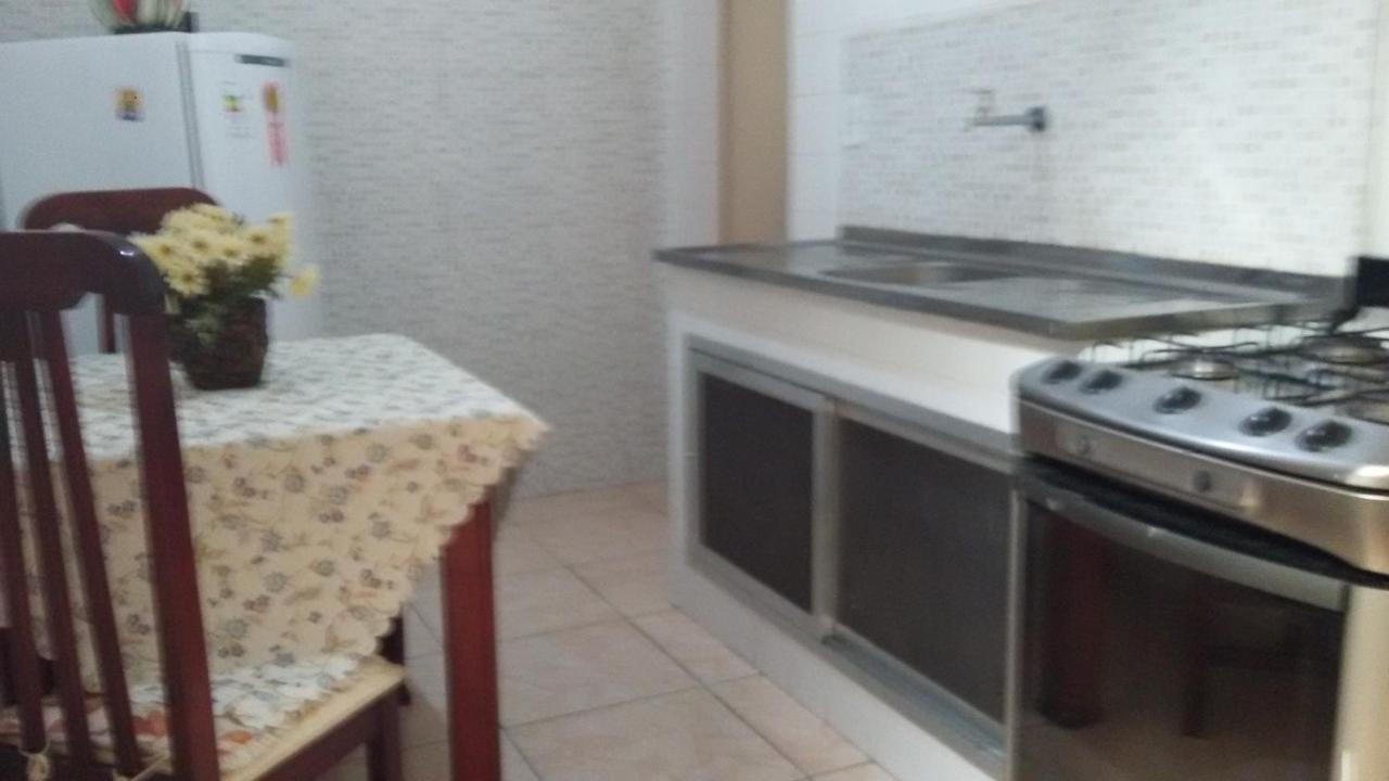 Quartos Em Casa In Caxias Da Paraiso Duque de Caxias Eksteriør billede