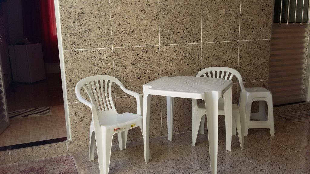 Quartos Em Casa In Caxias Da Paraiso Duque de Caxias Eksteriør billede