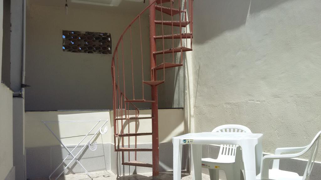 Quartos Em Casa In Caxias Da Paraiso Duque de Caxias Eksteriør billede